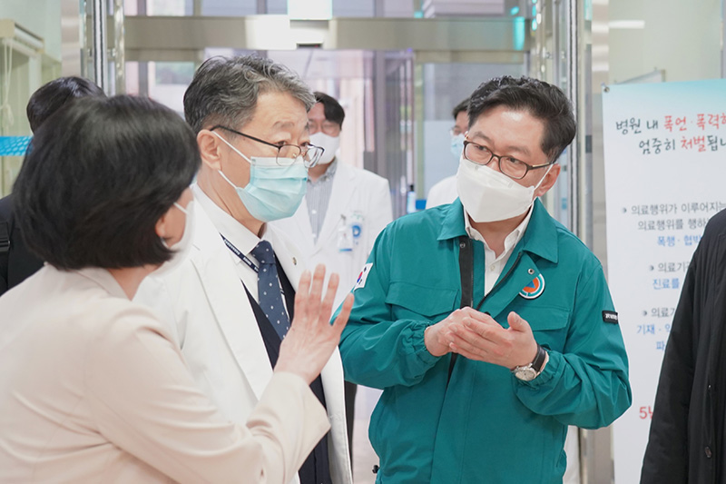 과기정통부 과학기술혁신본부장 동남권지역 비상진료체계 점검 