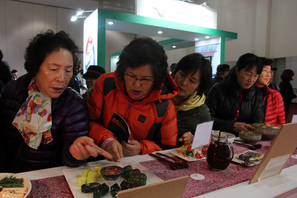 11/26 제2회 암과 영양행사, 암환자 식단전시, 정보나눔, 시식회 등